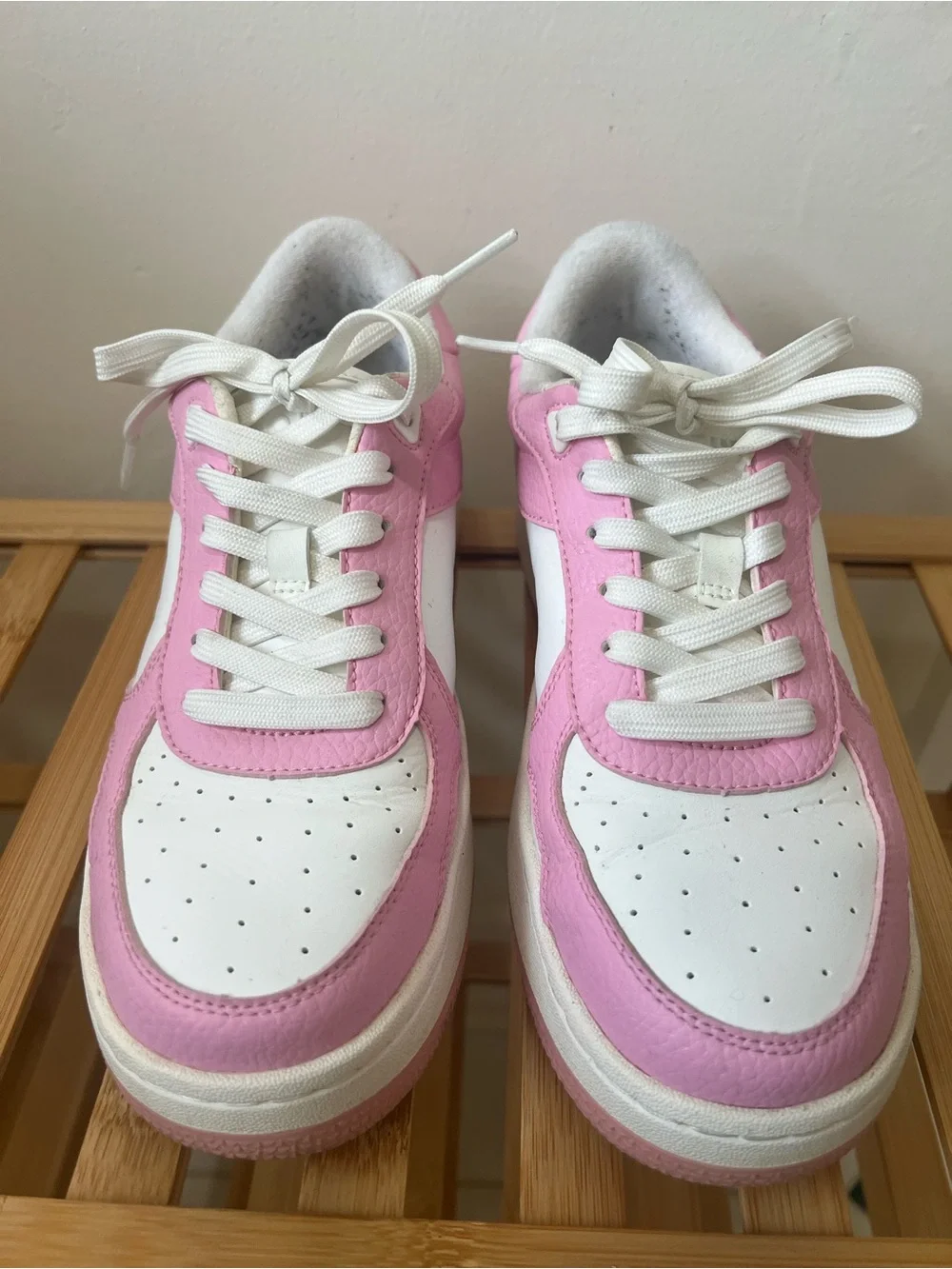 ALO Yoga Women’s Pink & White Platform Sneakers